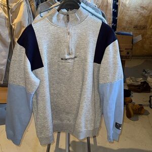 Boohoo Mens Light Gray and Navy Zip-Up Sweater